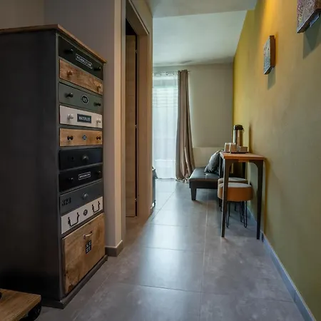 Vitae Di Langa Grinzane Cavour