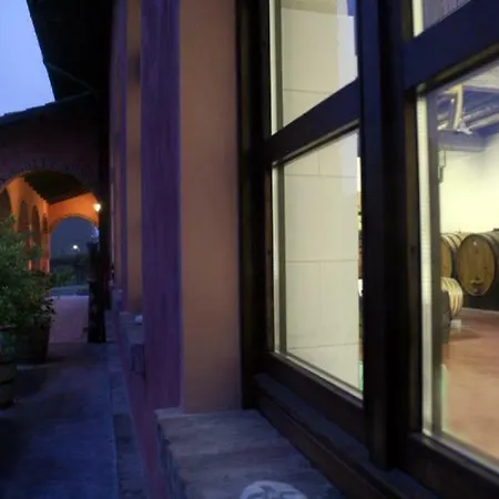 Vitae Di Langa Séjour à la ferme Grinzane Cavour